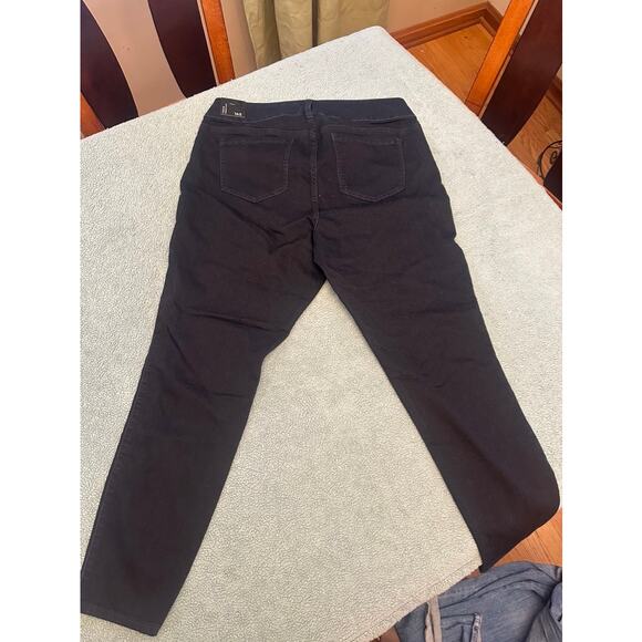 Torrid Black Jegging Jeans Size 16S NWT - Picture 7 of 8